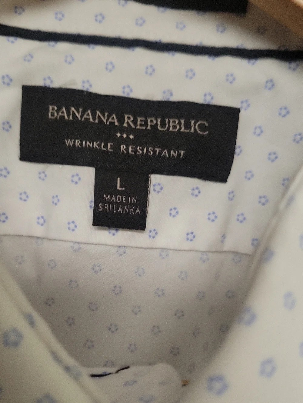 Banana Republic Wrinkle Resistant White Floral Dot-Print Long Sleeve Dress Shirt